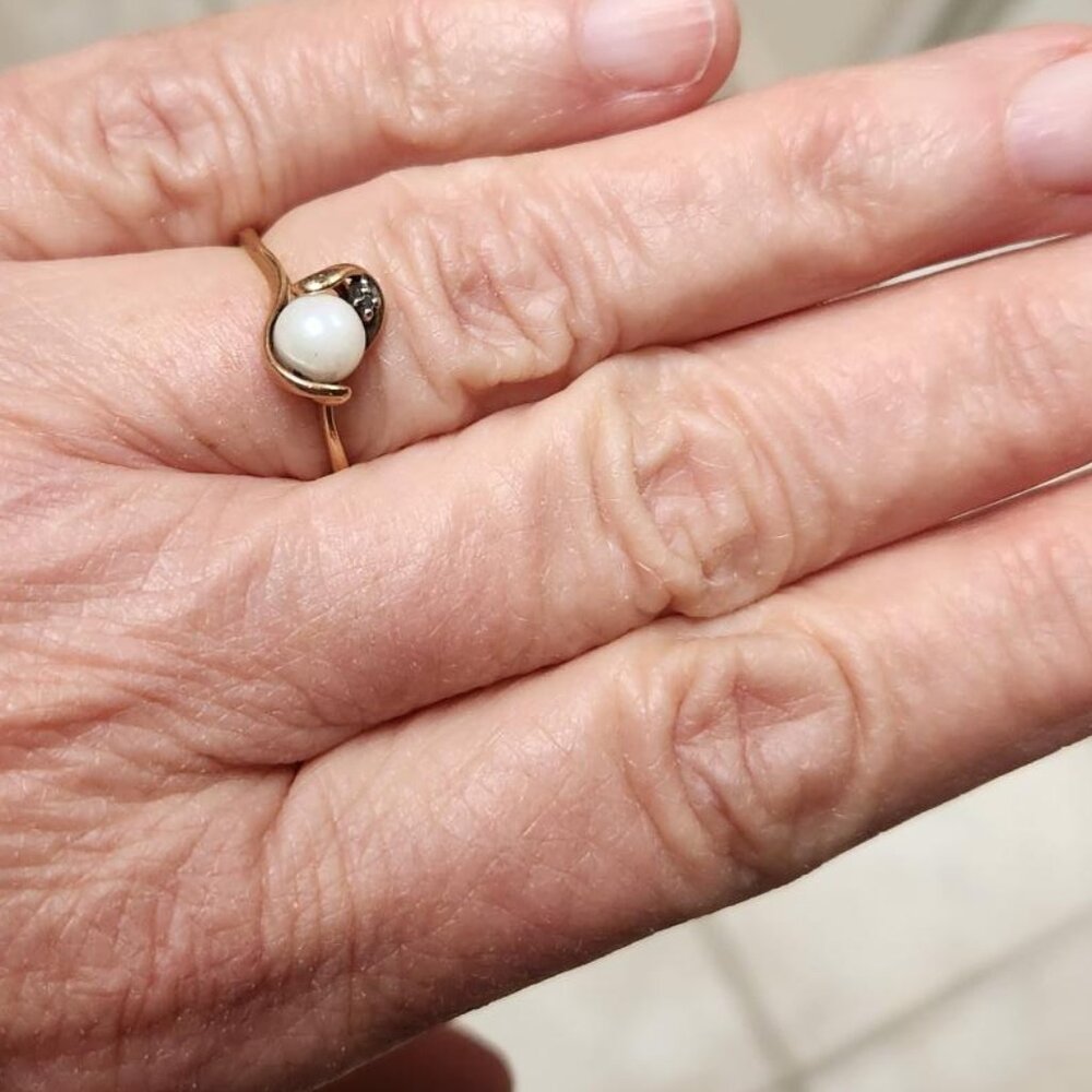 Princess Pride Creation 10k Solid Gold Single Pea… - image 3